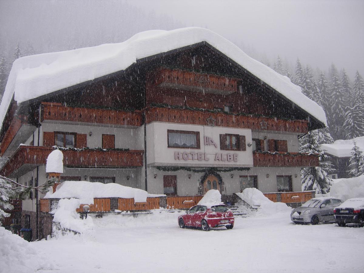 Hotel Albe Rocca Pietore Exterior foto